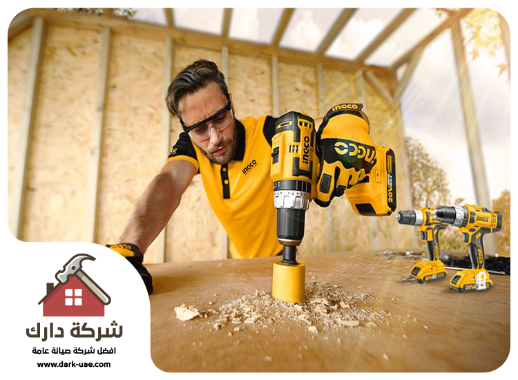 نجار شاطر في عجمان